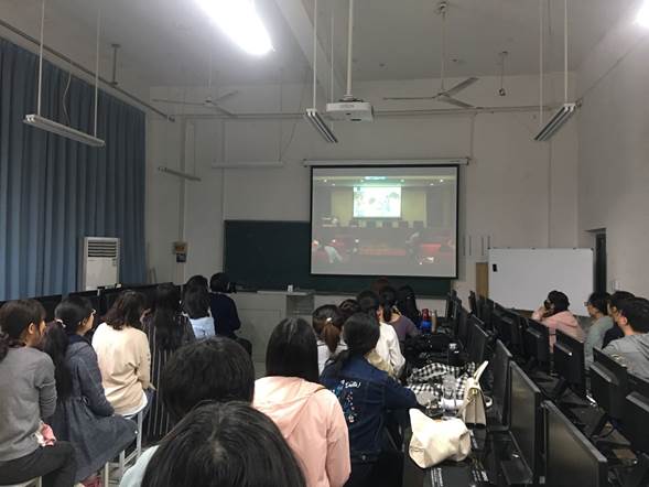 环艺学院观看直播照片